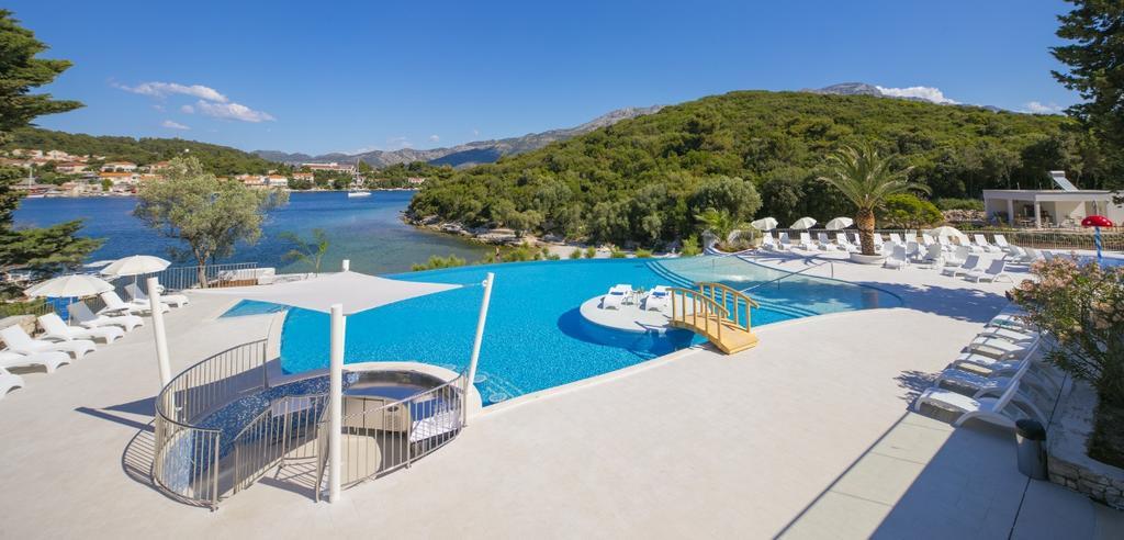Port 9 Island Family Resort 코츌라 외부 사진